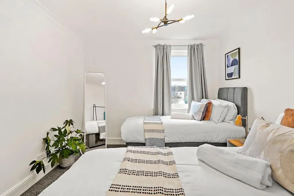 Cosy Apartment 5 Guests 3 Beds 1 Sofa Bed Lewisham London 0*,  United Kingdom